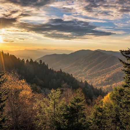 A Peaceful Retreat Whispering Pines 622 Daire Pigeon Forge Dış mekan fotoğraf